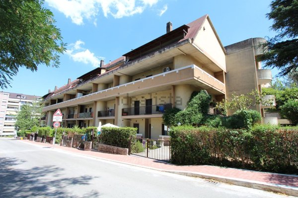 appartamento in vendita a Folignano in zona Villa Pigna