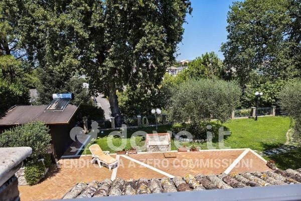 casa indipendente in vendita a Folignano in zona Villa Pigna