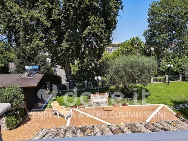 casa indipendente in vendita a Folignano in zona Villa Pigna