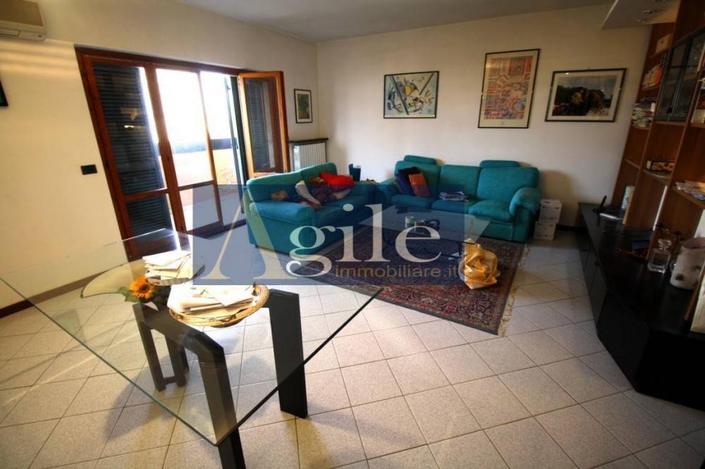 appartamento in vendita a Folignano in zona Villa Pigna