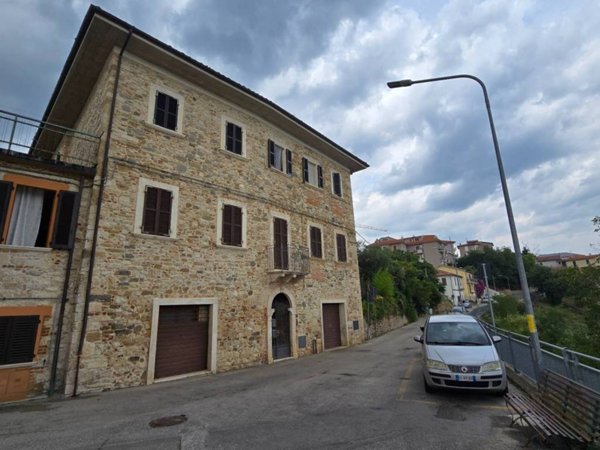 appartamento in vendita a Folignano
