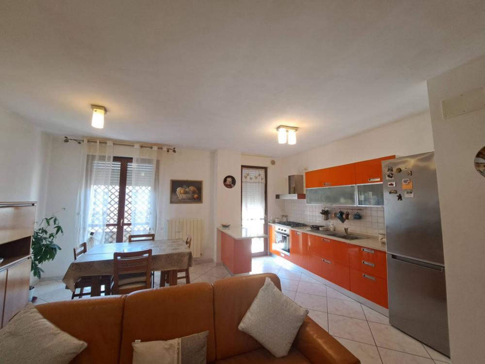 appartamento in vendita a Folignano in zona Villa Pigna