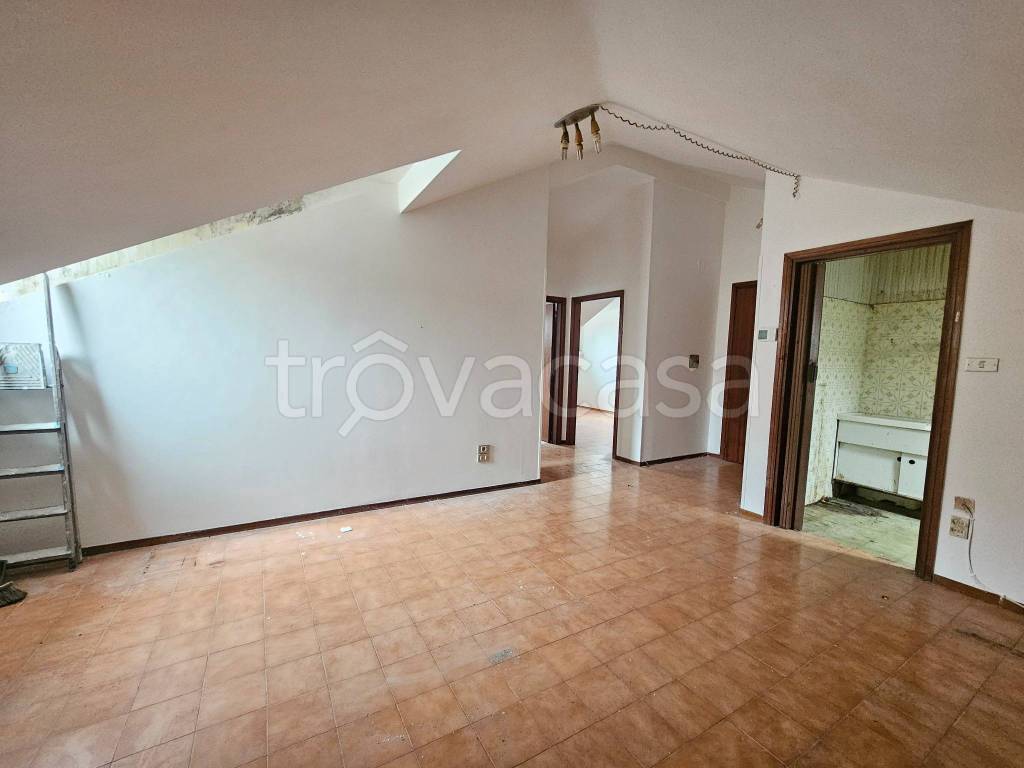 appartamento in vendita a Folignano in zona Villa Pigna