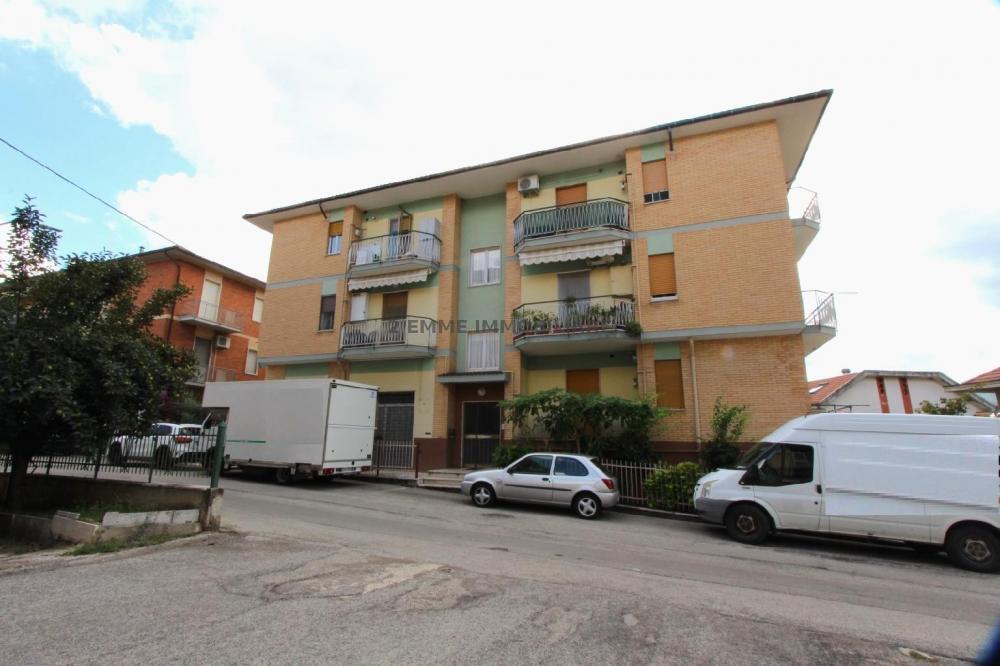 appartamento in vendita a Folignano