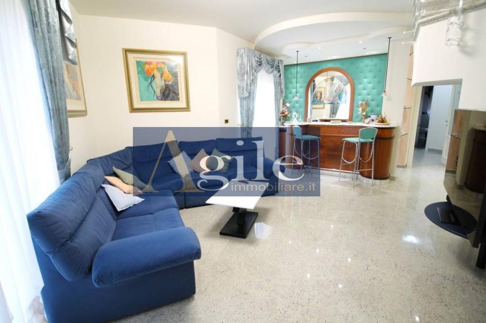 appartamento in vendita a Folignano in zona San Benedetto