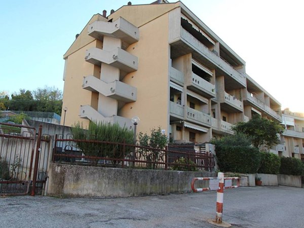appartamento in vendita a Folignano in zona Villa Pigna