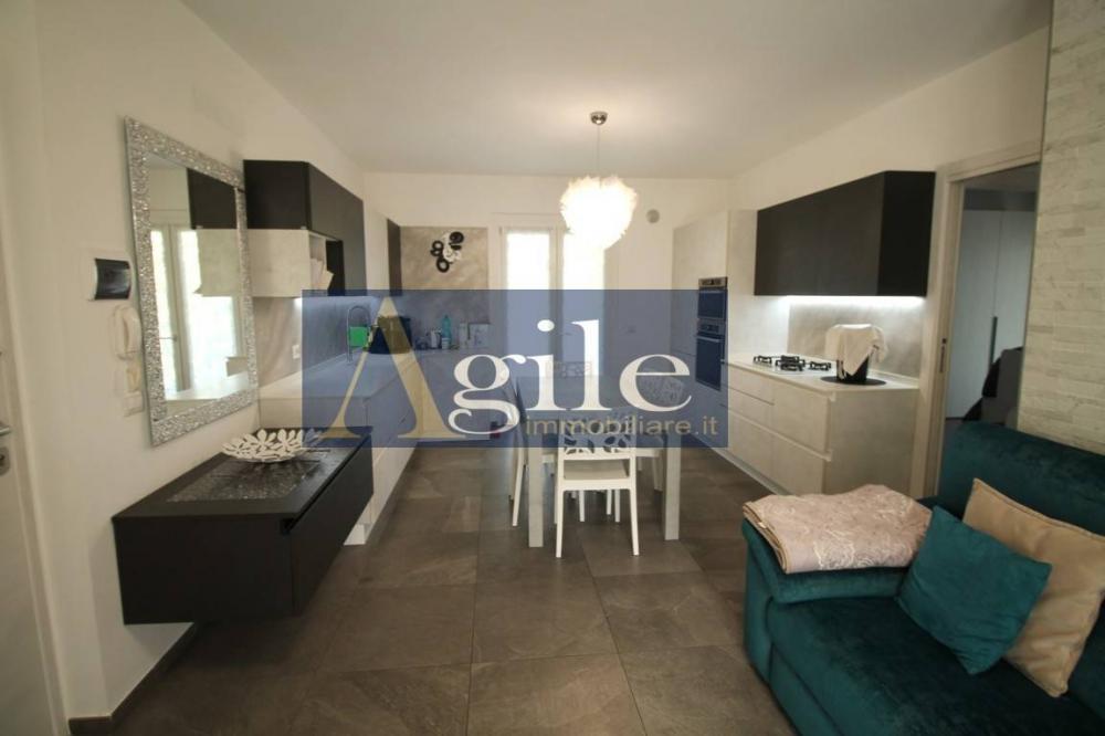 appartamento in vendita a Folignano in zona San Benedetto