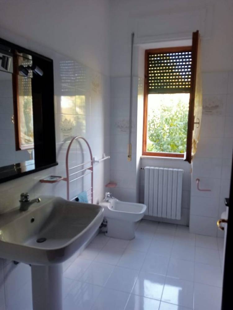 appartamento in vendita a Folignano