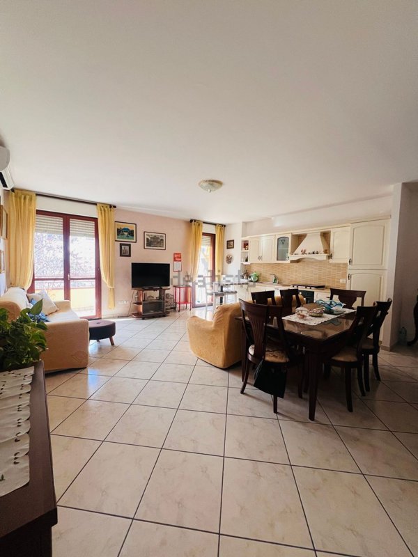 appartamento in vendita a Folignano in zona Villa Pigna