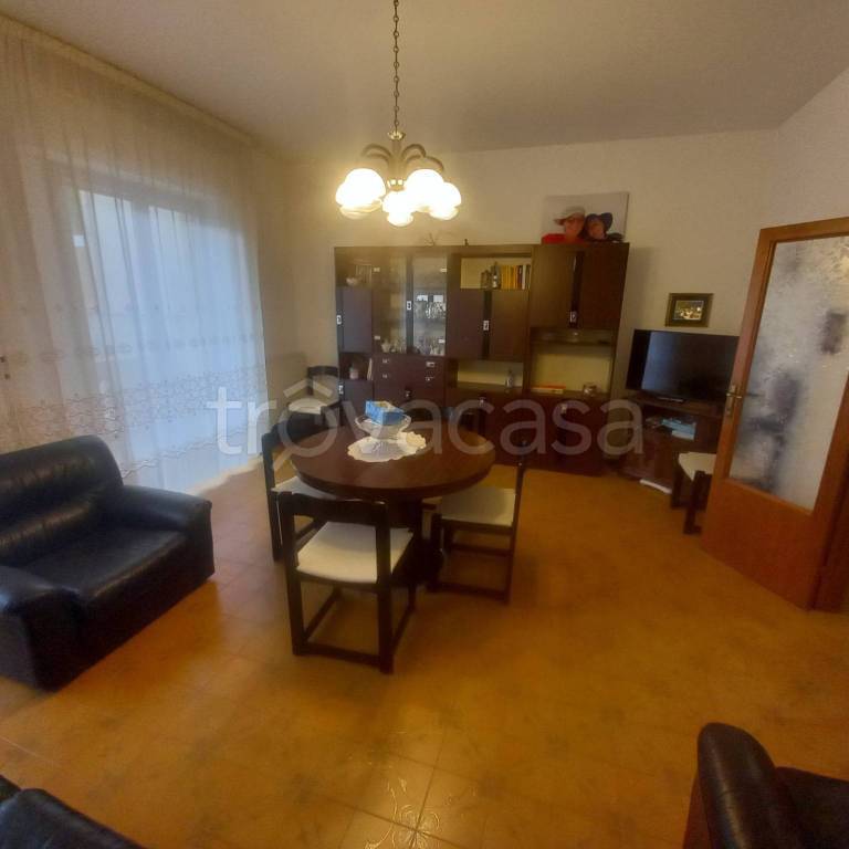 appartamento in vendita a Folignano in zona Villa Pigna