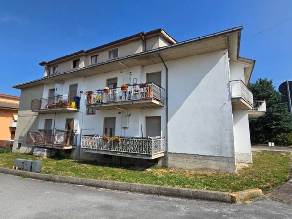 appartamento in vendita a Folignano in zona Piane di Morro