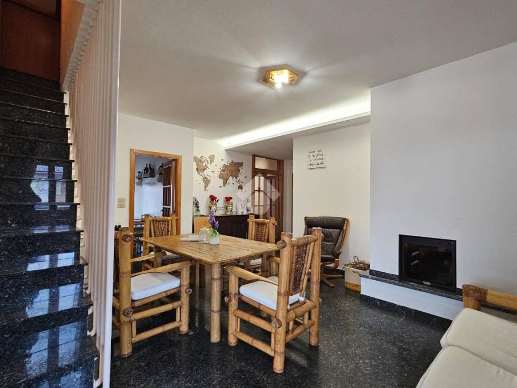 appartamento in vendita a Folignano in zona Piane di Morro