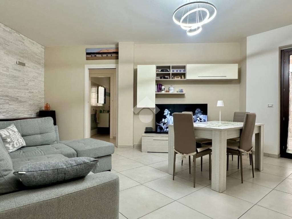 appartamento in vendita a Folignano