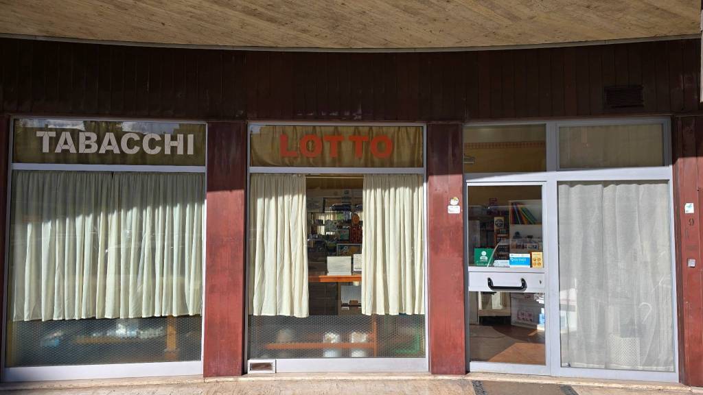 bivano in vendita a Folignano in zona Villa Pigna