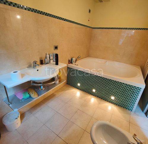 appartamento in vendita a Folignano in zona Villa Pigna