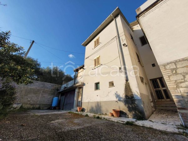 casa indipendente in vendita a Folignano in zona Piane di Morro