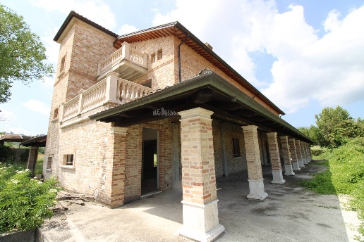 casa indipendente in vendita a Folignano in zona Piane di Morro