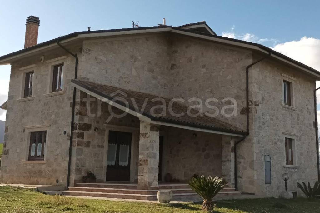 appartamento in vendita a Folignano