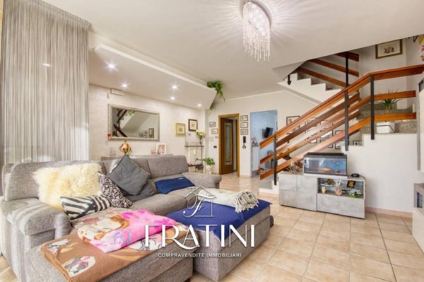 casa indipendente in vendita a Folignano in zona Villa Pigna
