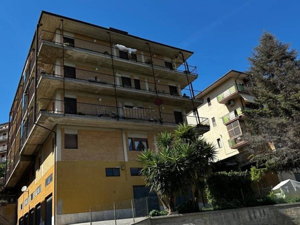 appartamento in vendita a Folignano