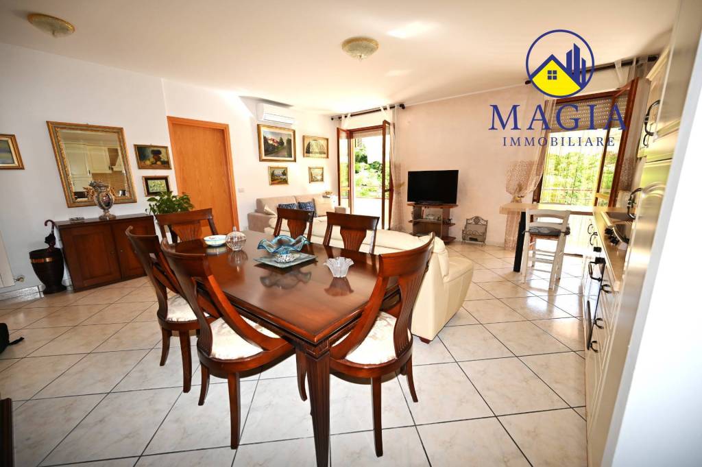 casa indipendente in vendita a Folignano in zona Villa Pigna