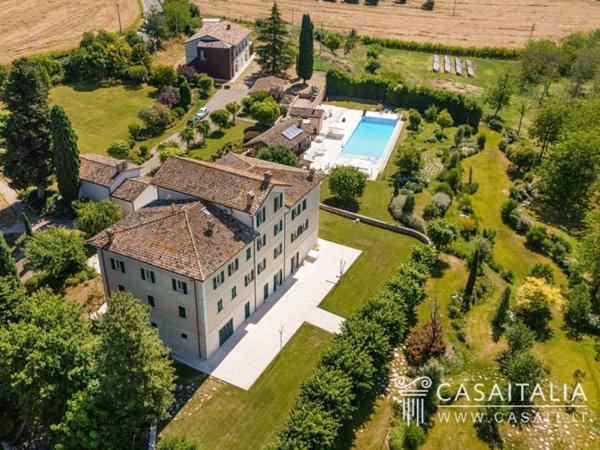 villa in vendita a Folignano in zona Piane di Morro