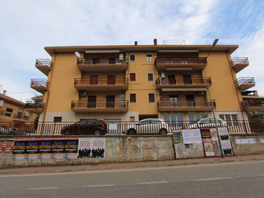 appartamento in vendita a Folignano in zona Villa Pigna
