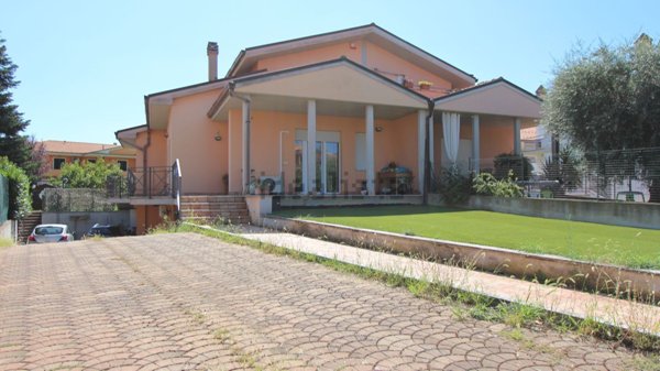 casa indipendente in vendita a Folignano in zona Piane di Morro