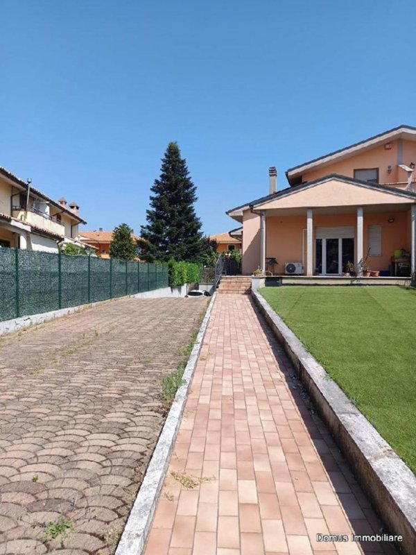 casa indipendente in vendita a Folignano in zona Piane di Morro