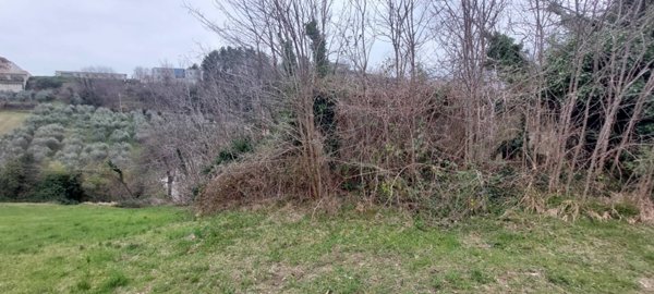 casa indipendente in vendita a Folignano in zona Piane di Morro