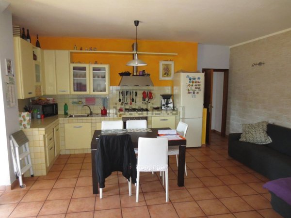 appartamento in vendita a Folignano in zona Case di Coccia