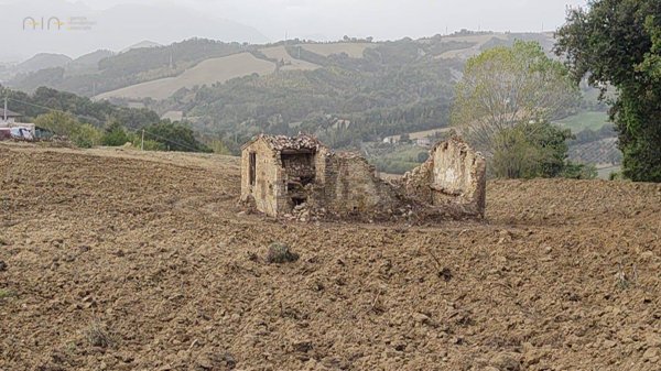 casale in vendita a Force
