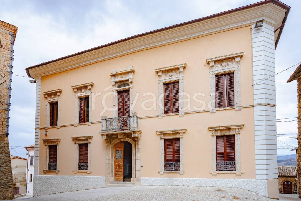 casa indipendente in vendita a Force