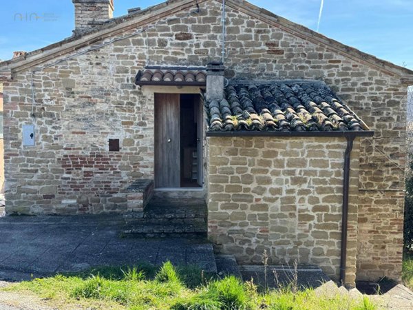 casa indipendente in vendita a Force in zona Quinzano