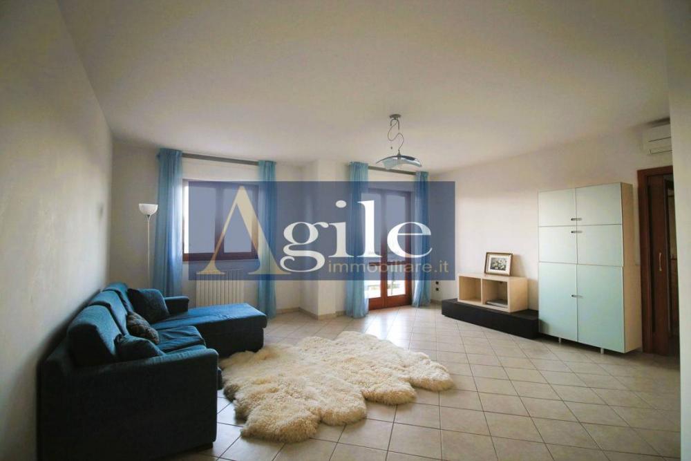 appartamento in vendita a Grottammare in zona Ischia