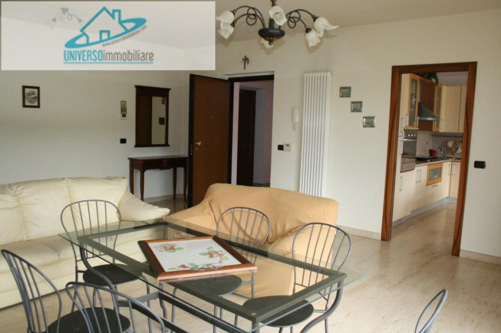casa indipendente in vendita a Grottammare