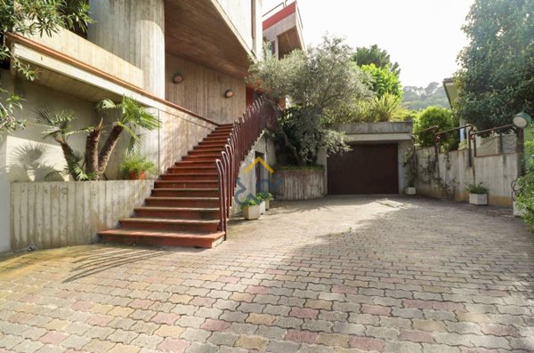 casa indipendente in vendita a Grottammare