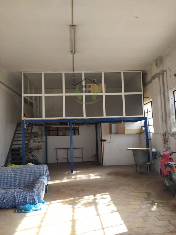 locale commerciale in vendita a Grottammare
