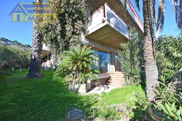 casa indipendente in vendita a Grottammare