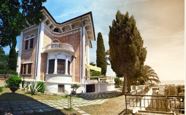 casa indipendente in vendita a Grottammare