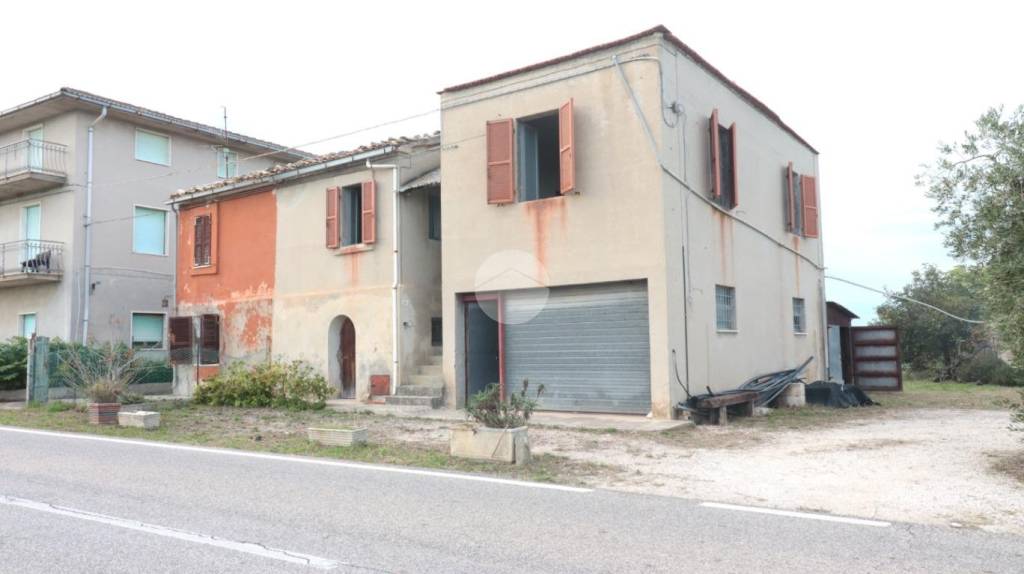 casa indipendente in vendita a Grottammare