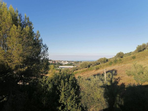 casa indipendente in vendita a Grottammare