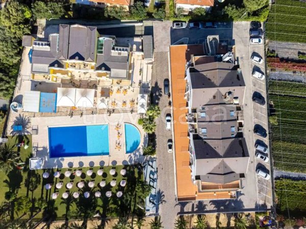 negozio in vendita a Grottammare