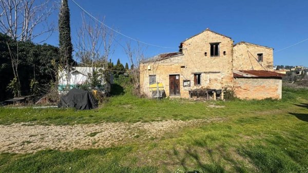 casa indipendente in vendita a Grottammare