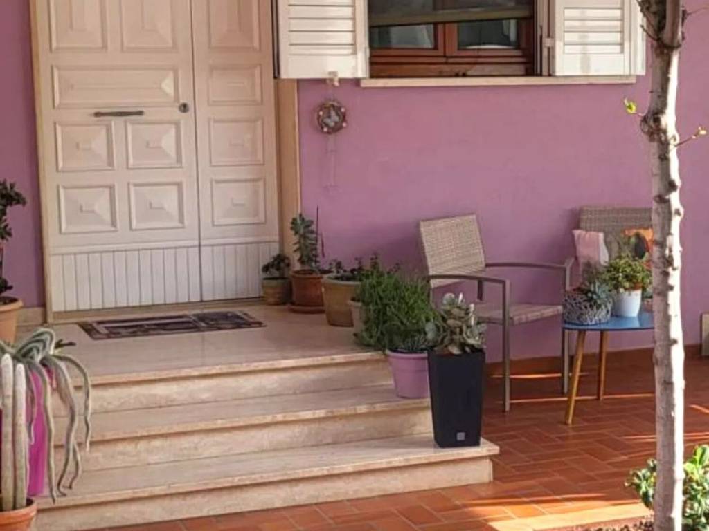 casa indipendente in vendita a Grottammare