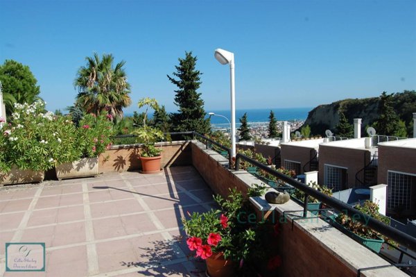casa indipendente in vendita a Grottammare