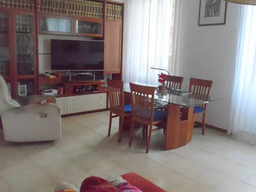 casa indipendente in vendita a Grottammare