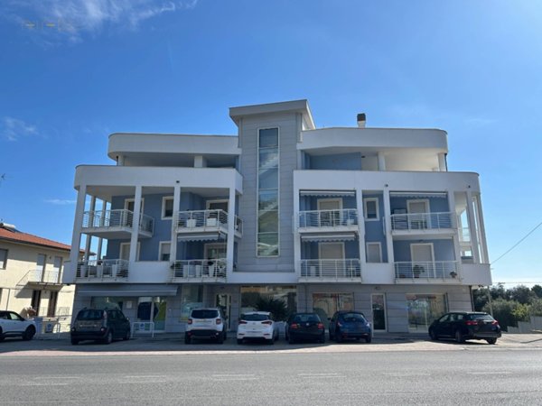 appartamento in vendita a Grottammare in zona Ischia