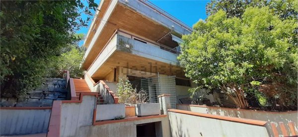 casa indipendente in vendita a Grottammare