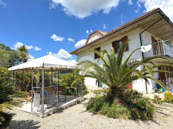 casa indipendente in vendita a Grottammare